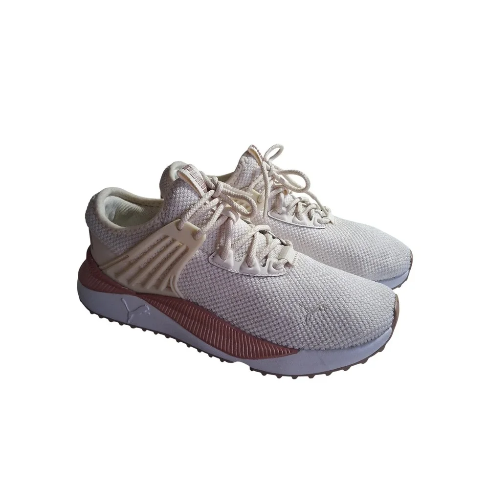 PUMA Women's size 8 Pacer Future Lux Athletic‎ Loungewear Comfort Prep Sneakers